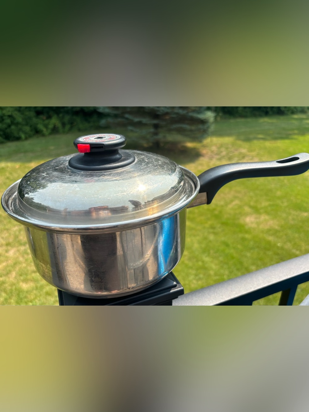 Maxam Worlds Finest 7 Ply Stainless Steel 3 Qt Saucepan with Vented Lid #196